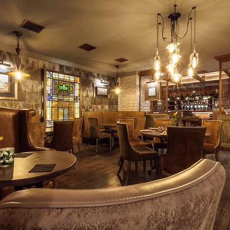 The Hardiman 4* Galway